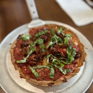 Personal deep dish~ basil &amp; sun dried tomatoes