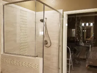 Tom's Custom Shower Doors