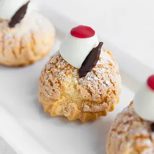 White Chocolate Profiterole