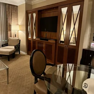 balcony deluxe suite