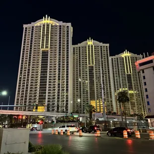 Signature @ MGM Grand