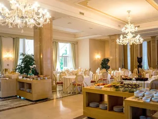 Kimpton Harper Hotel