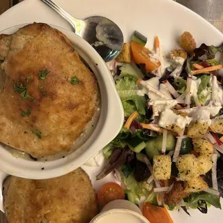 CHICKEN POT PIE ENTREE