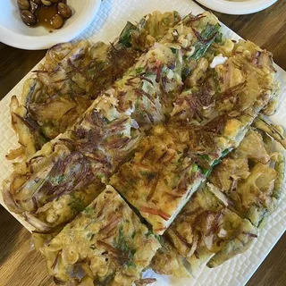 2. Seafood Scallion Pancake