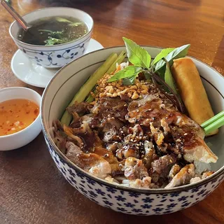 BUN- LEMONGRASS PORK