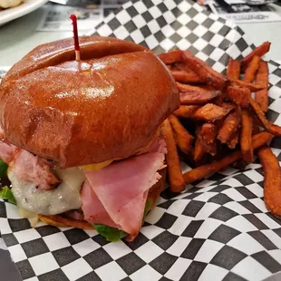 Hawaiian cheeseburger.