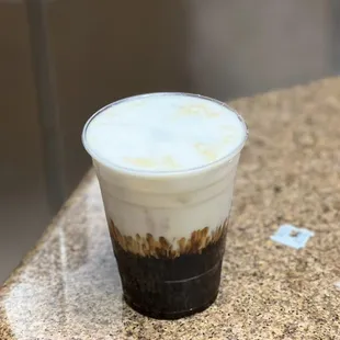 THIS is a delicious Iced Almond Milk Vanilla Latte! Mmmm!!!