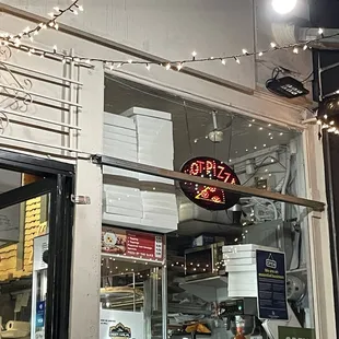 the outside of the restaurant