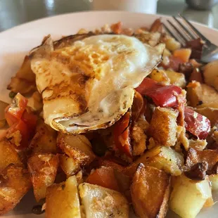 House cured , smoked salmon hash