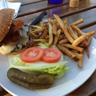 Natural Ground Beef Burger/GF Option