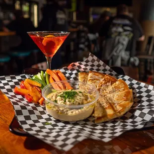 House made hummus with Veggies and Parmesan crusted pita