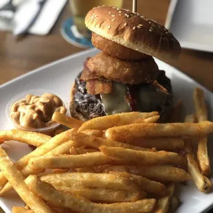 Outlaw Burger
