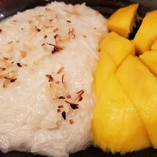 Sticky rice mango