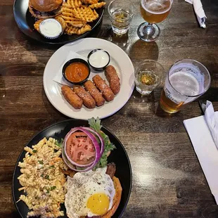 Burgers, Mozzarella sticks, Jameson, Craft Beer