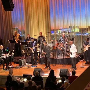 Serpentine Fire...Tribute to Earth Wind &amp; Fire