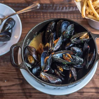 Pot of Mussels