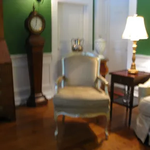 If you like antiques, you really need to book at stay at The Smithfield Inn.