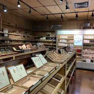 Open cigar cases Many choices!&apos;