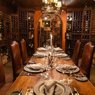 oysters and mussels, interior