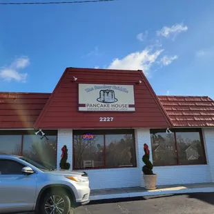 the front of the restaurant