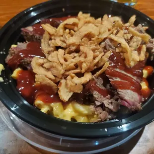 Mac &amp; cheese brisket bowl