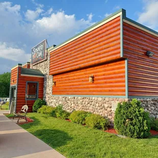 he exterior of the restaurant