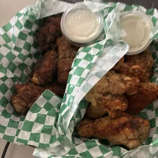 Smoked and fried spicy lemon pepper wings