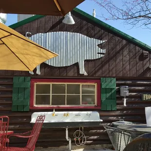 Walking down to BBQ place