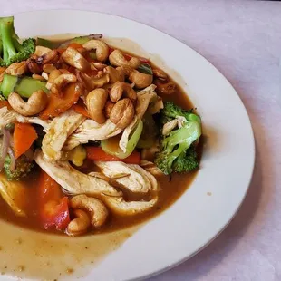 Cashew chicken dish