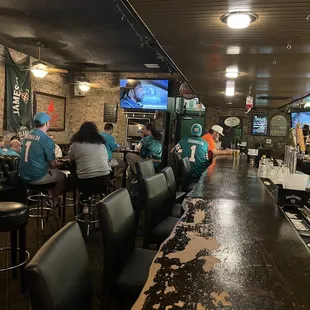 Snug bar