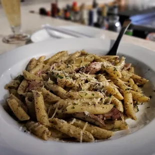 Truffle Bacon Penne Pasta. A must for bacon lovers :)