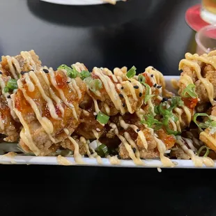 Fried chicken with dynamite sauce