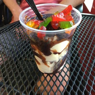 Dirt sundae