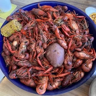 5lb crawfish came with one corn and one potato