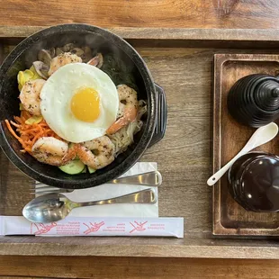 Dolsot (hot stone bibimbap)