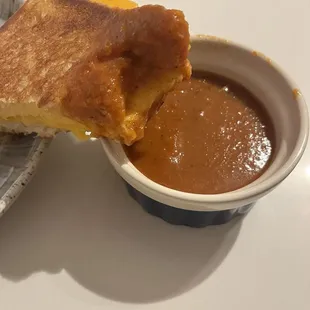Tomato basil soup