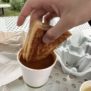 grilled cheese and tomato basil