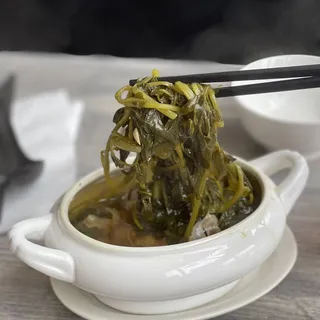F1. Stewed Soup with Watercress, Gizzard, and Pork Fee