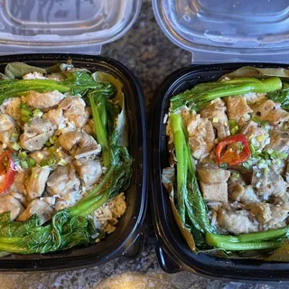 S2. Steamed Rice in Lotus Leaf with Pork Patty and Salted Fish