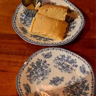 Cornbread + cute plates