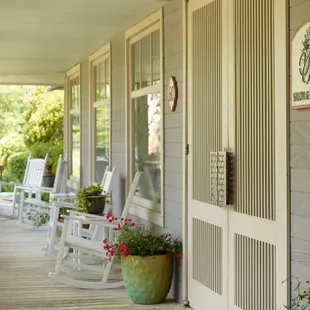 Spa front porch
