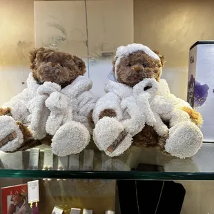Cute teddy bears in gift shop