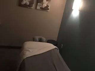 Hand & Stone Massage and Facial Spa