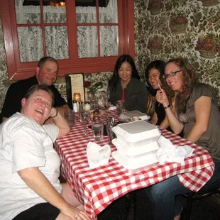 Expect to leave with take out boxes + the wallpaper adds to the charm.