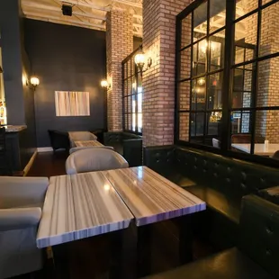 Lounge area for afterwork gatherings!