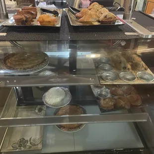 Dessert case