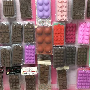 HOT Chocolate Bomb Silicone molds in 2 sizes