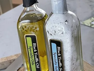 Two Rivers Olive Oil Company