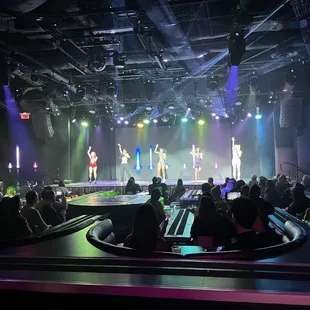 12/02/2023 the girls! View from the bar!