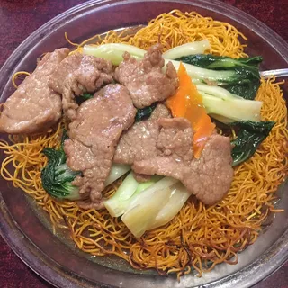 Vegetable with Beef Crispy Noodle